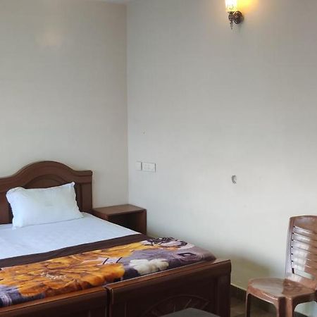 New Summit Villa Ооти Екстериор снимка